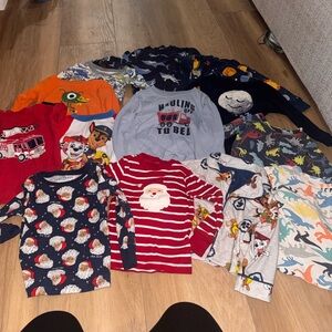 Assorted 2T pajamas